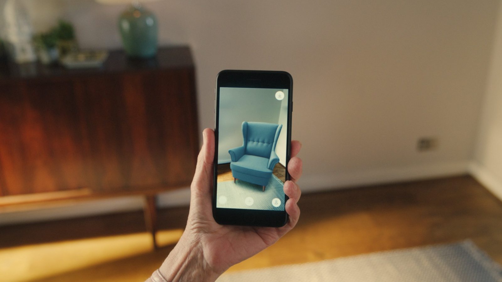 Extended Reality Is Reshaping eCommerce in 2021 4 mixed reality in eCommerce example